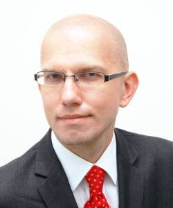 Dr Tomasz Czech
